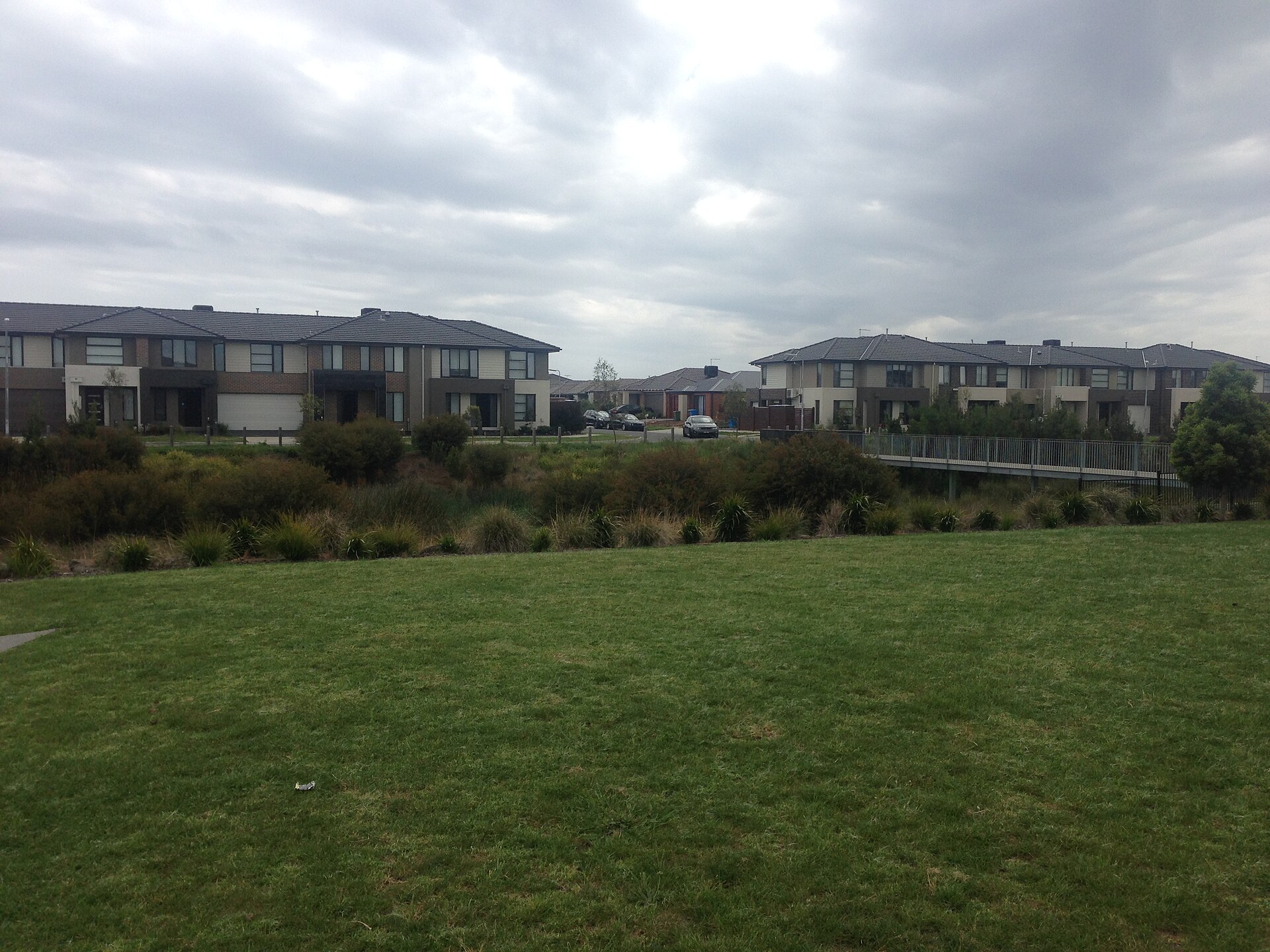 Your Guide to Clyde North (2026) -- Transport, Parks and Local Character