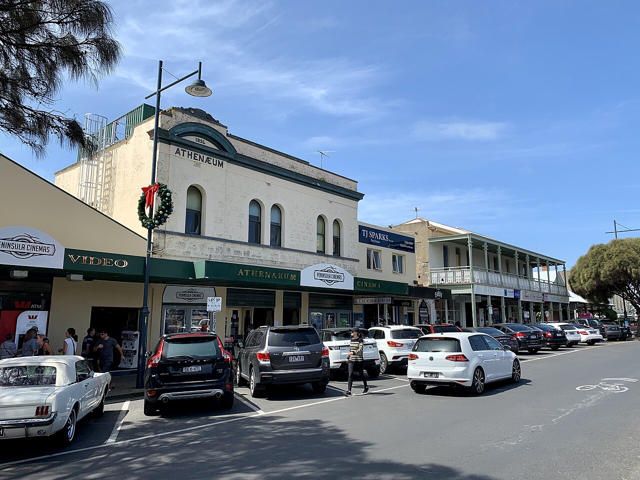 Athenaeum Theatre and shopfronts on Ocean Beach Road, Sorrento