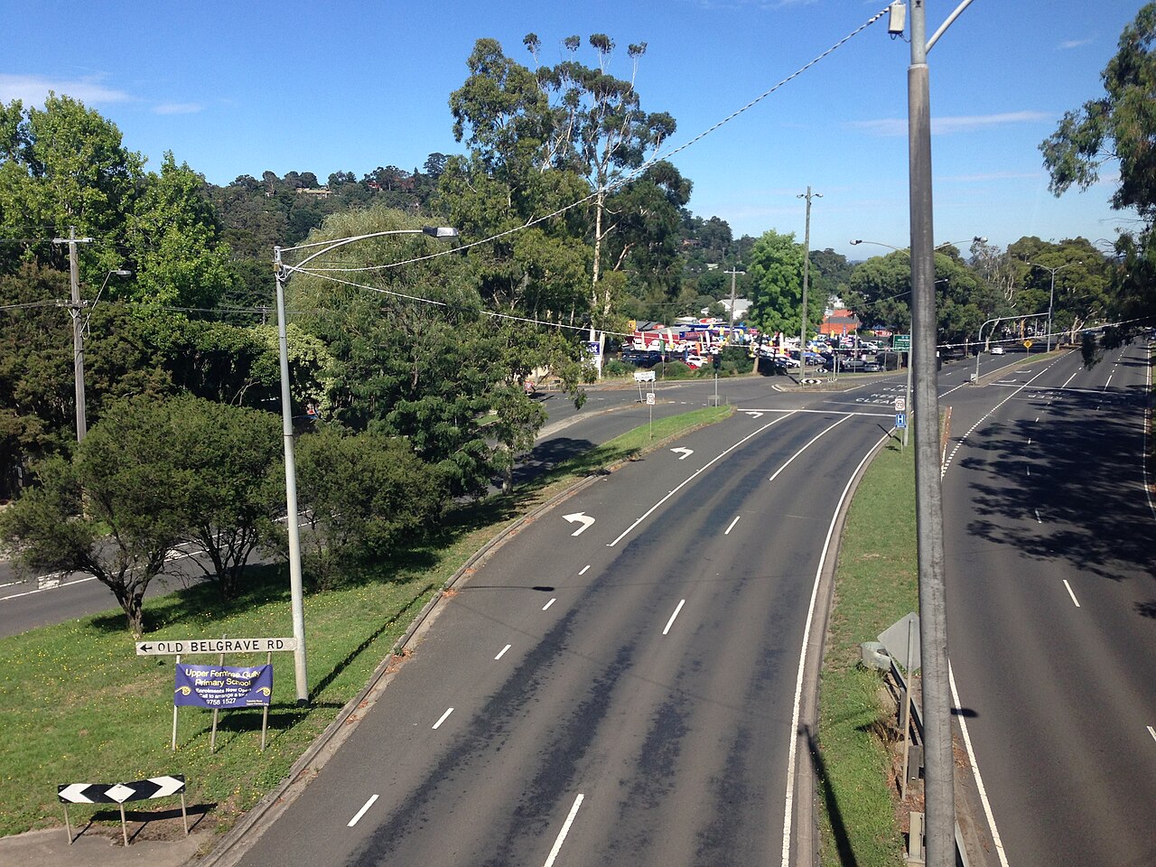 Burwood Highway seen from the rail bridge