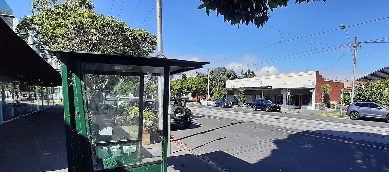 Living in Albert Park as a British Expat: The Local Guide