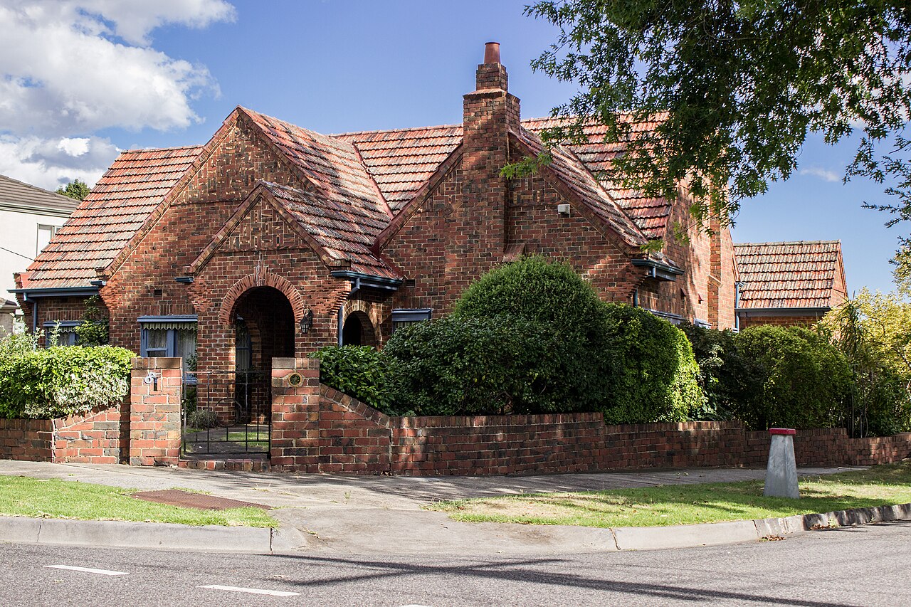 Brick house on Maud Street, North Balwyn