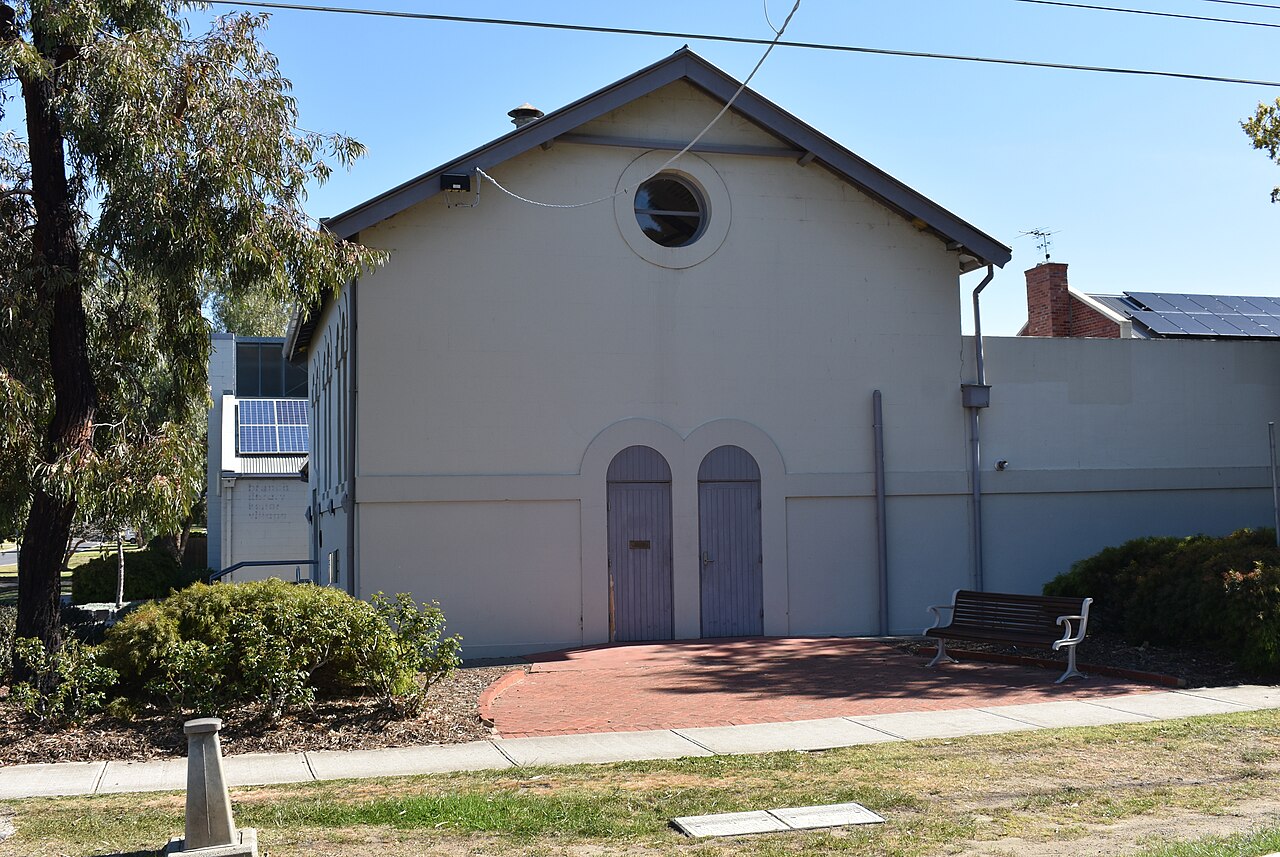 Historic Keilor Court House building