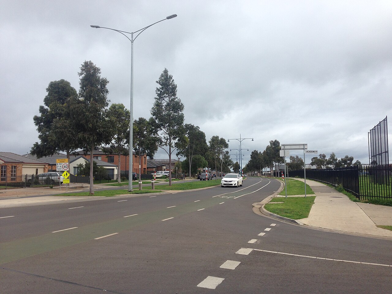 Manor Lakes Boulevard looking west