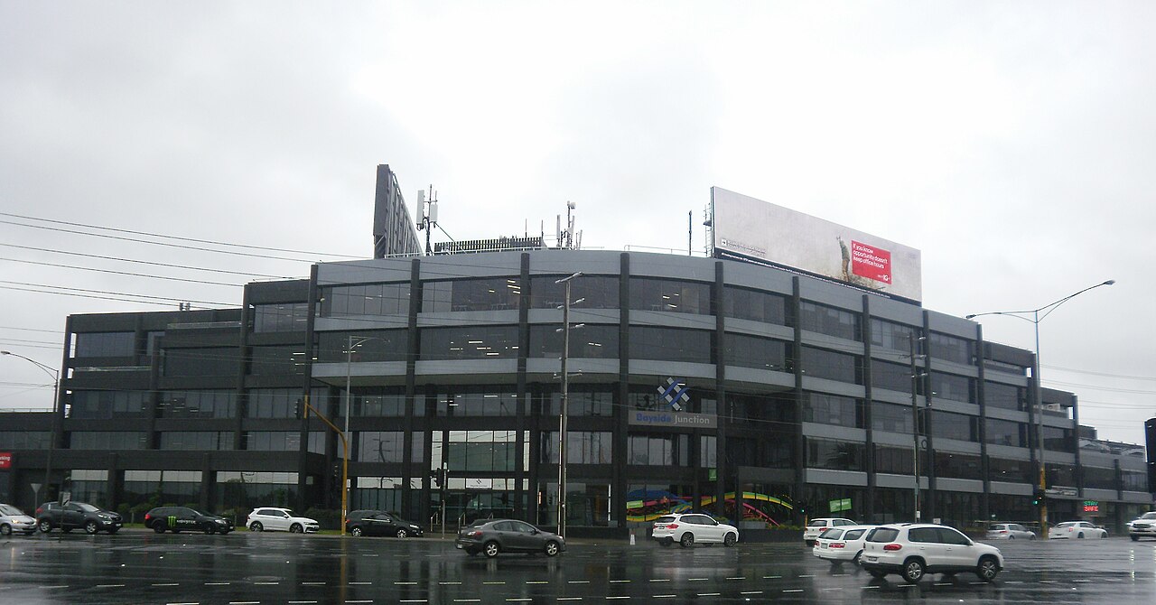 Office building beside Nepean Highway on a wet day