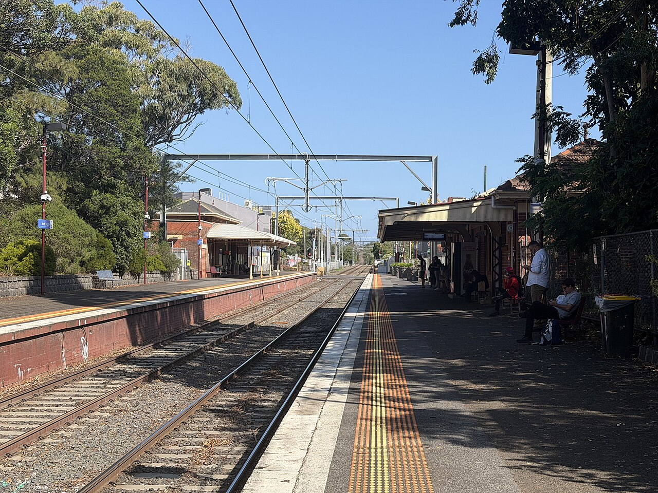 Platform at North Brighton railway station