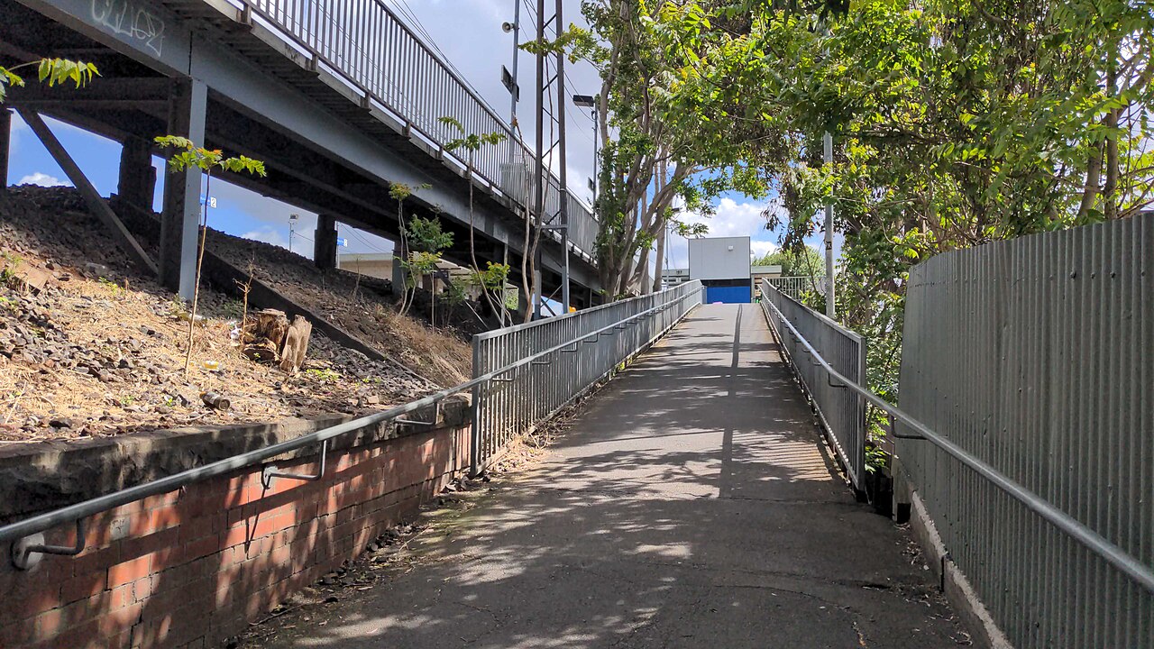 Ramp leading up to Platform 1 at Victoria Park station