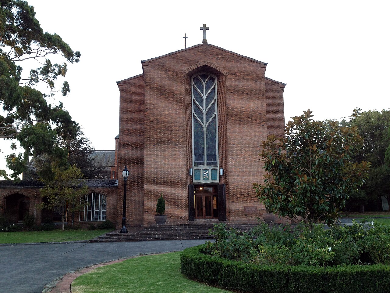 Front of St Andrew's Church, Brighton