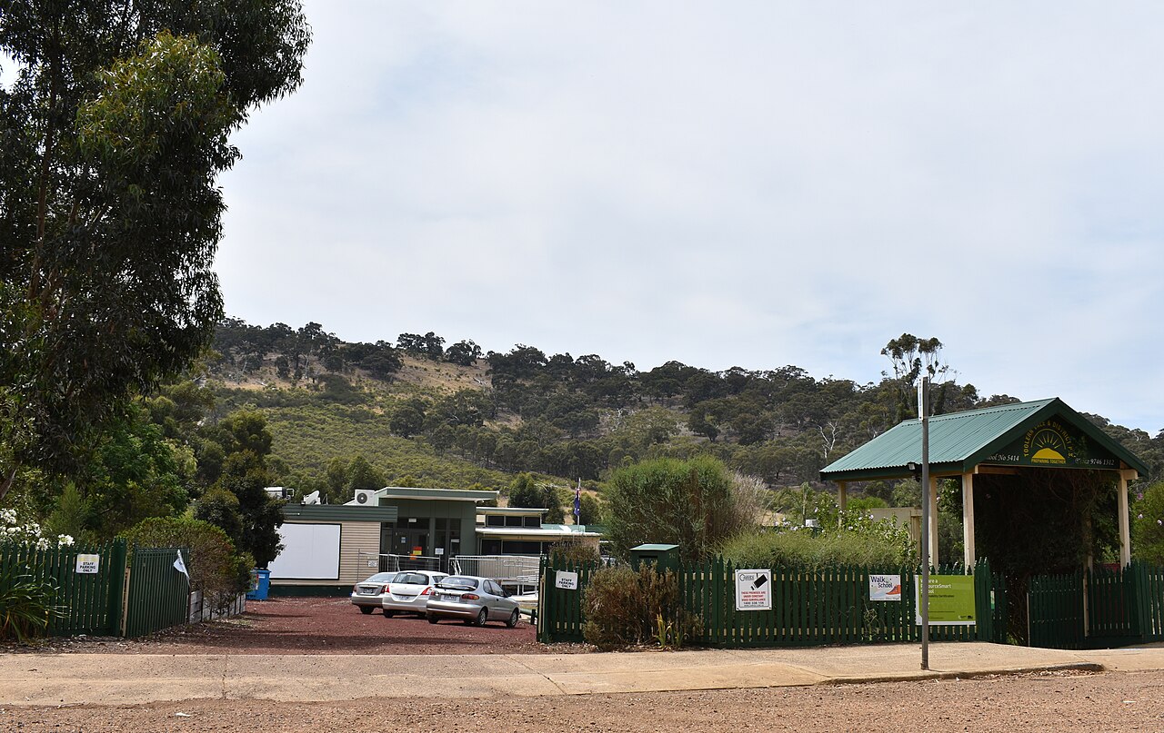 Toolern Vale Primary School grounds