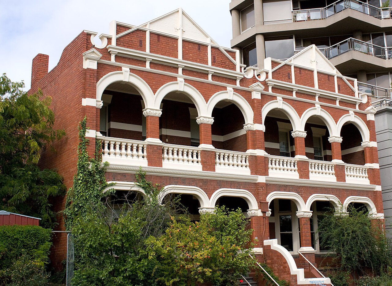 Vizard House, a Victorian terrace with arched verandahs in East Melbourne