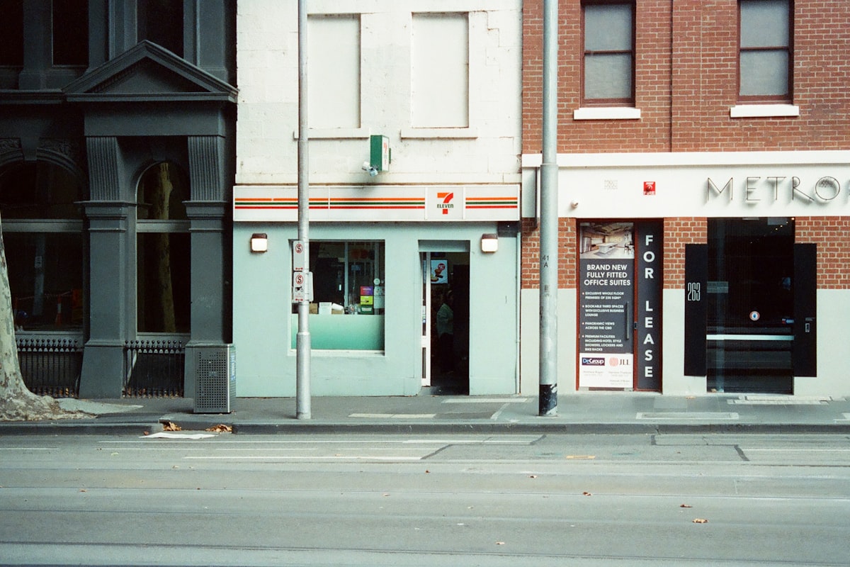 Working from a Cafe in Melbourne 2026: Wi-Fi Reality vs the Vibe Online