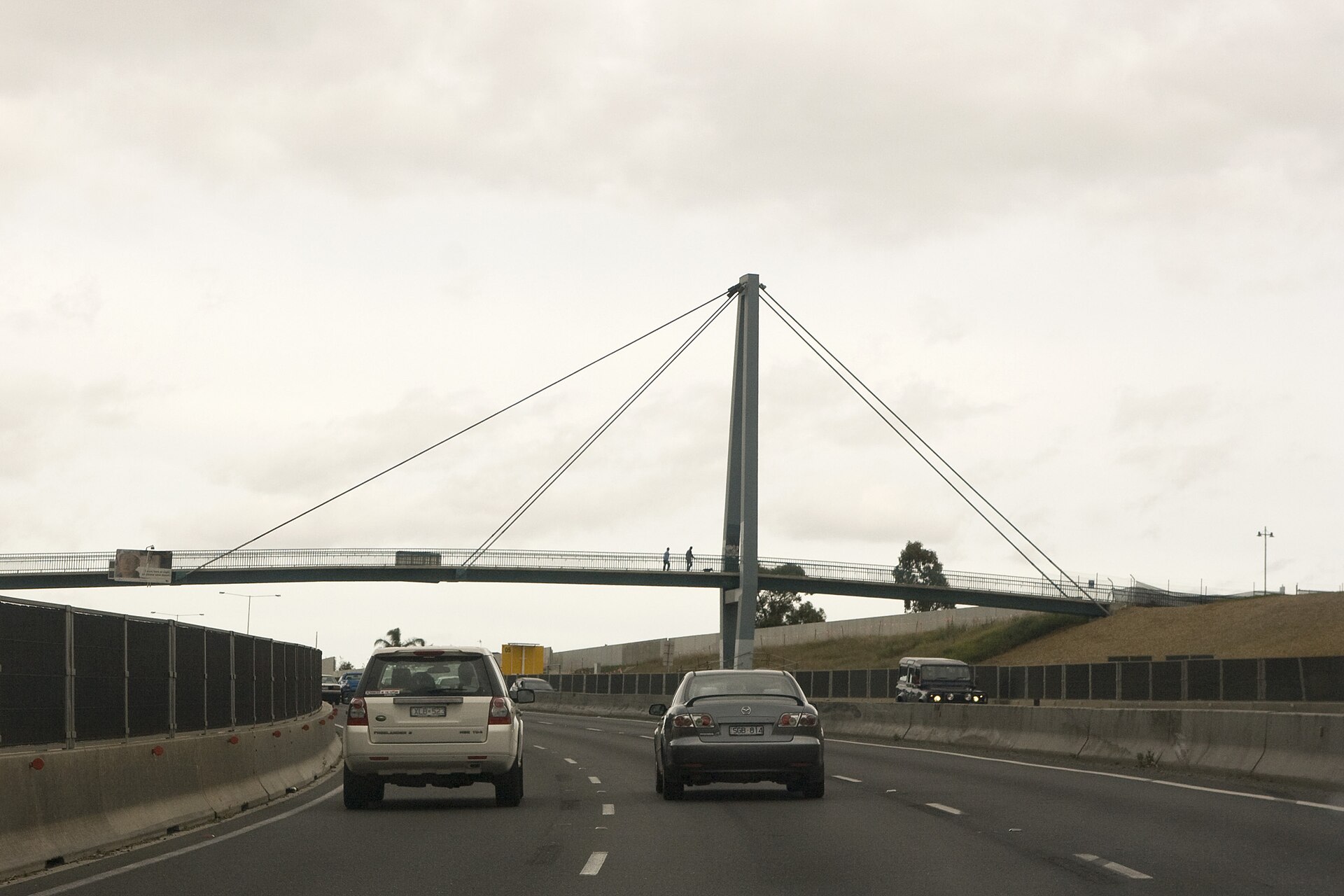 Gladstone Park Area Guide -- Getting Around, Parks and More (2026)