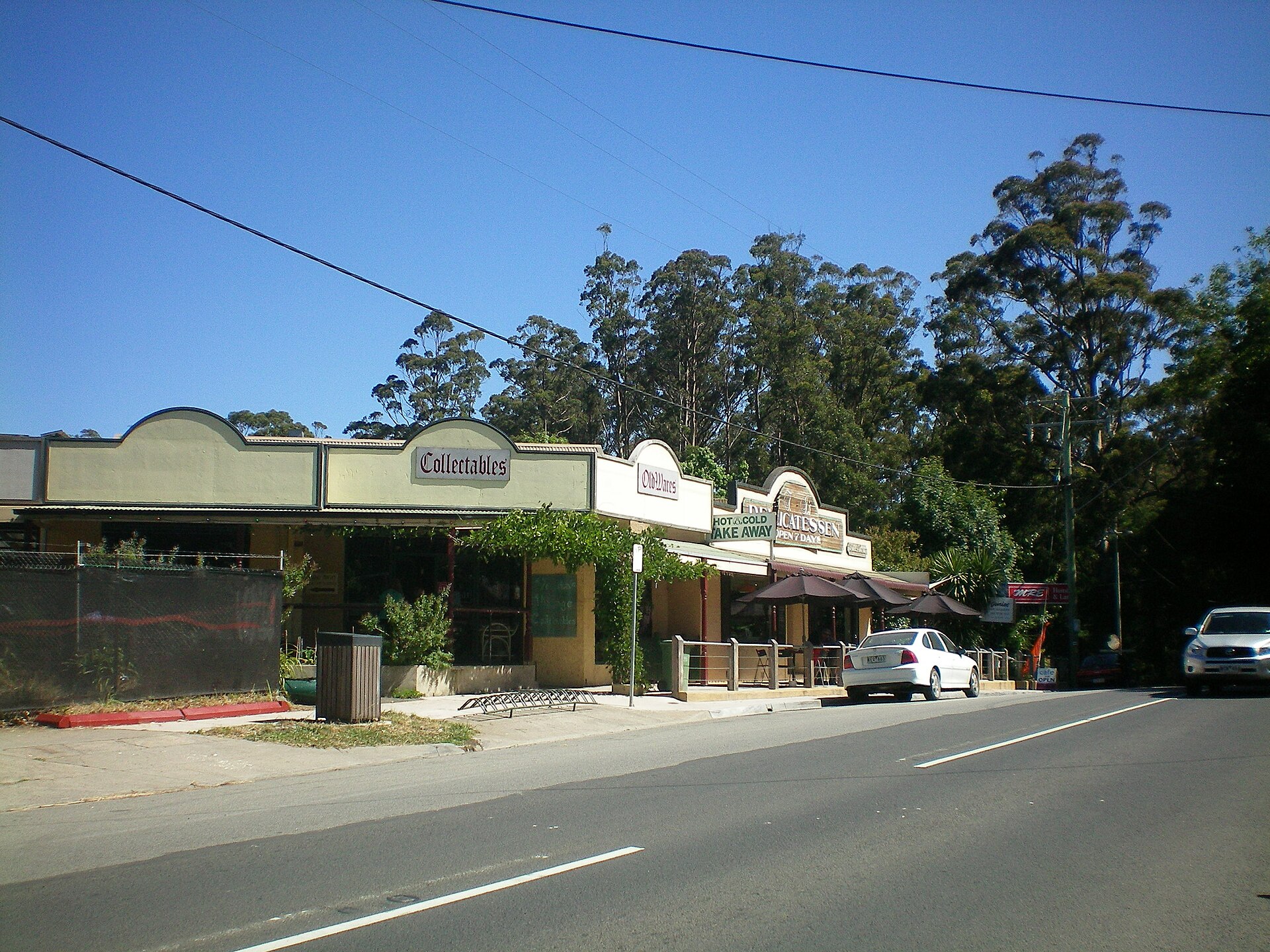 Your Guide to Kallista (2026) -- Transport, Parks and Local Character