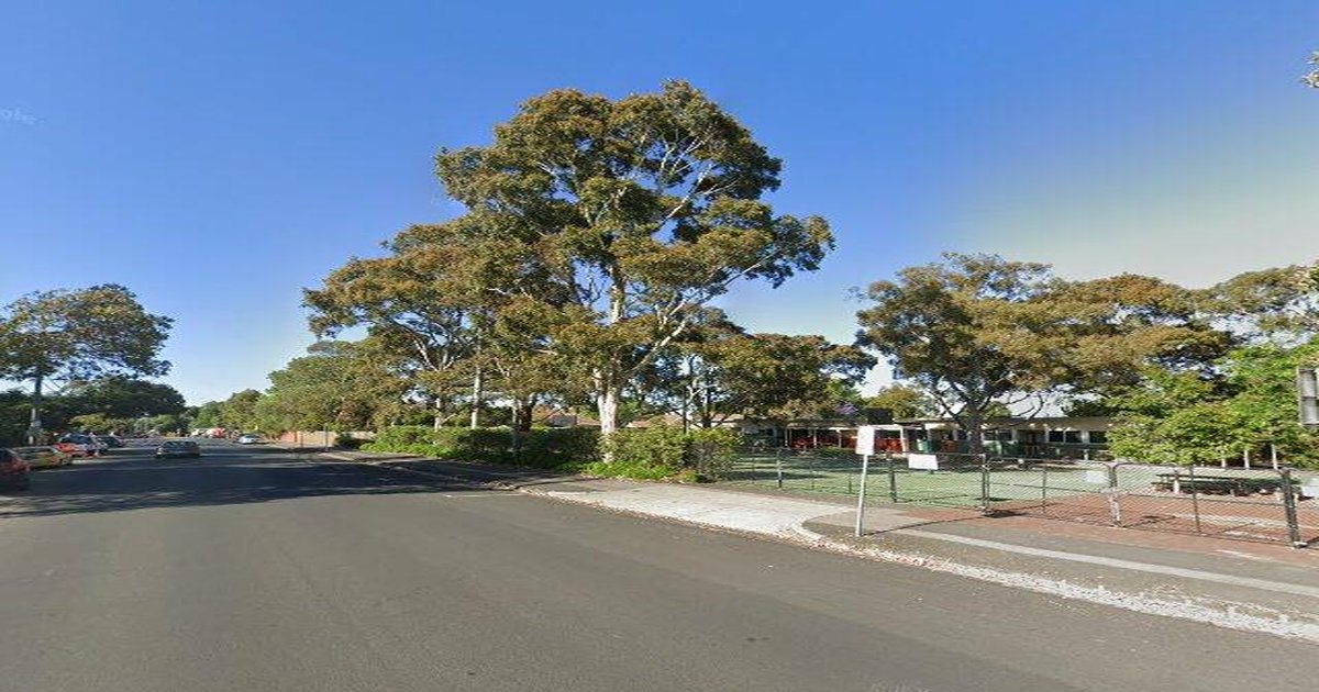 Moving to Kew — Relocation Guide 2026