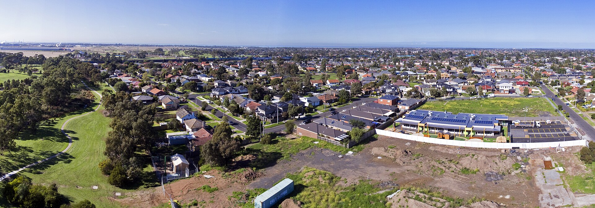 Your Guide to Laverton (2026) -- Transport, Parks and Local Character