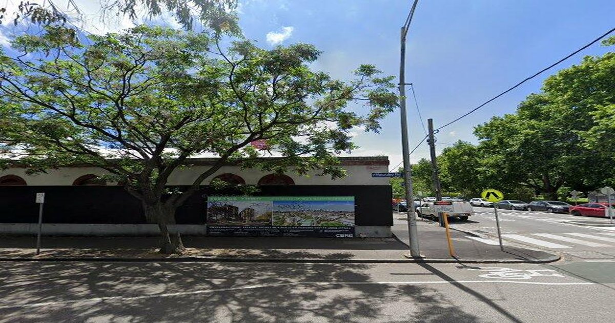 North Melbourne Community Guide